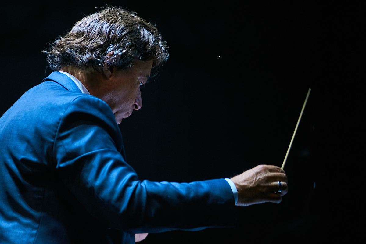 Maestro Claudio Cohen