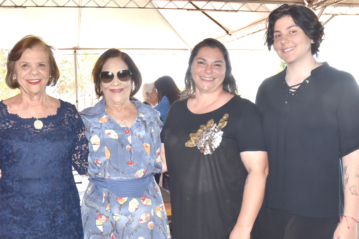 Carminha Antoni, Lúcia Nobre Itapary, Danielle Antoni e Carol Guimarães