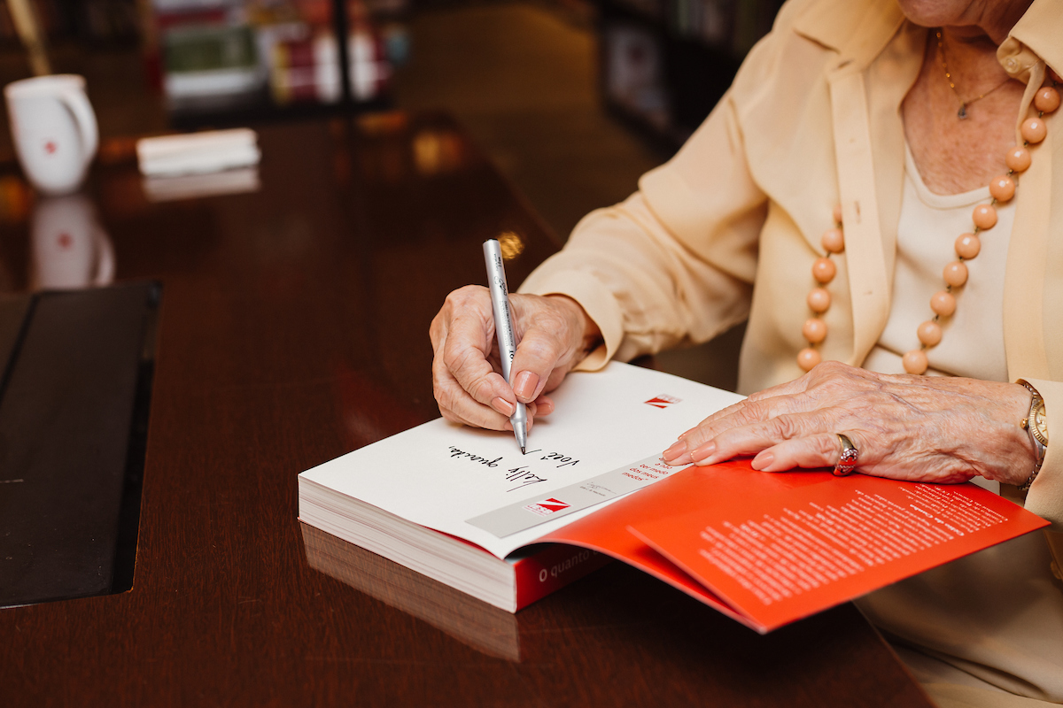 Lançamento de Livro Eda Coutinho - Metrópoles