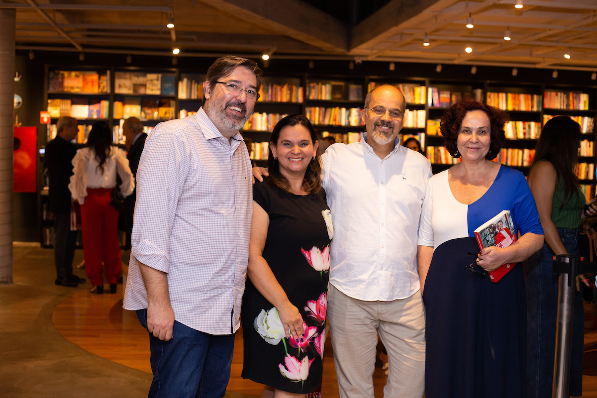 Lançamento de Livro Eda Coutinho - Metrópoles