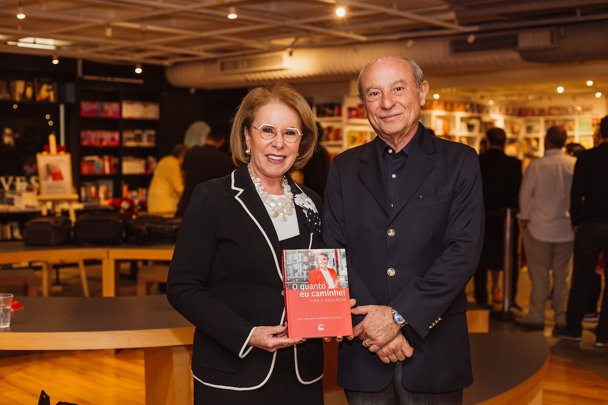 Lançamento de Livro Eda Coutinho - Metrópoles