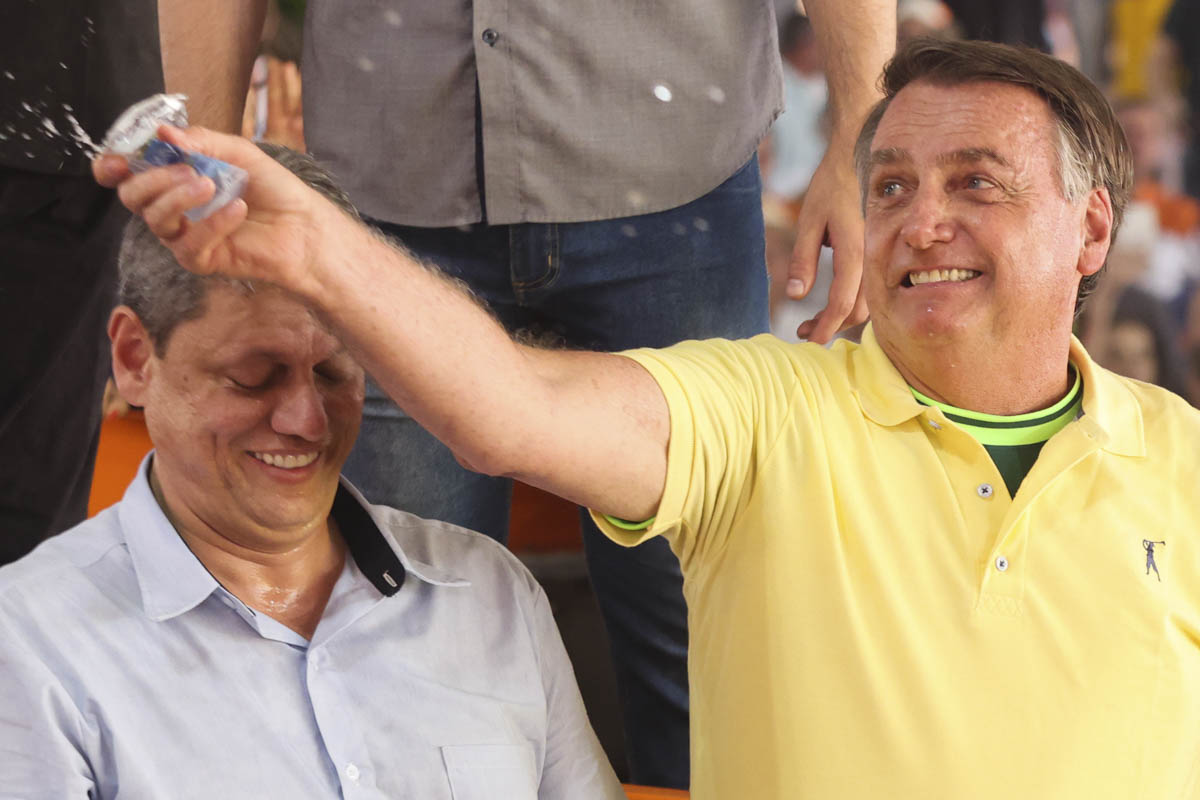 Aliados de Bolsonaro reclamam de “inação” de Tarcísio no STF