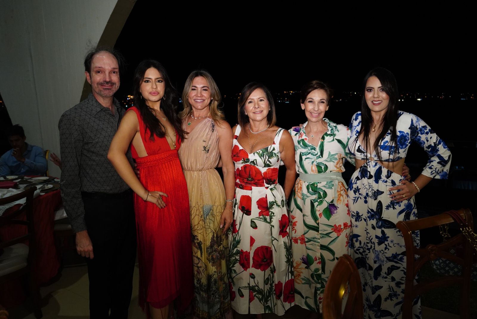 Amador Outerelo, Maria Fernanda Miziara, Benigna Venâncio, Keila Cardoso, Marcela Godoy e Maria Gabriella Miziara