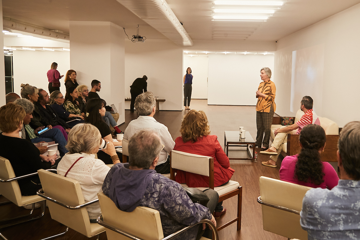 Helena Lopes conversa com os convidados