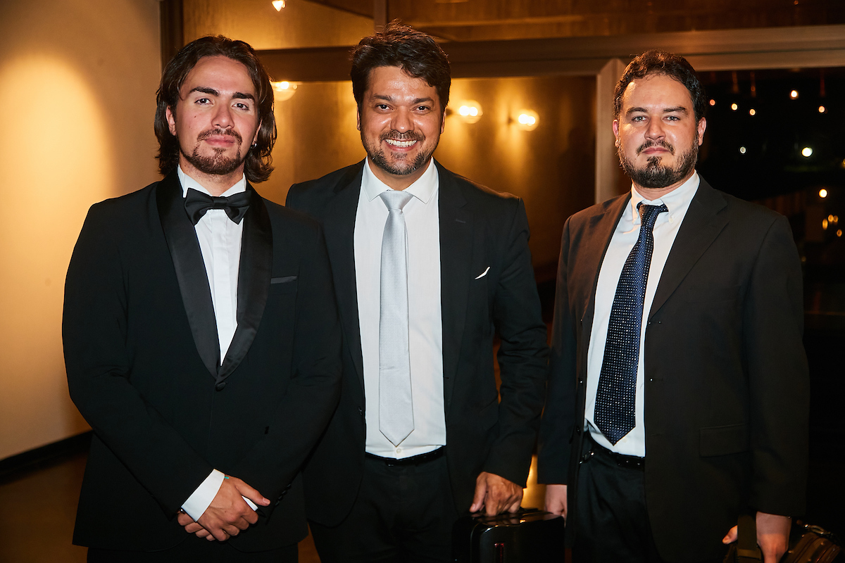 Os violinistas: Giuseppe Gibboni, Carlos Eduardo e Marcos Bastos