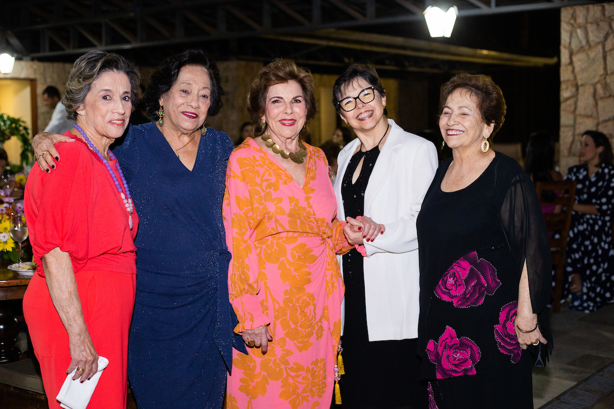 Mariza Fernandes Mundim, Ivania Palmeira de Oliveira, Alda Corrêa, Andrea Palmeira Cavamoto e Yeda Palmeira de Barros