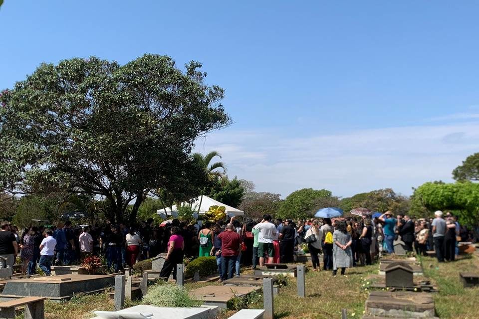 Imagem colorida cemitério campo da esperança