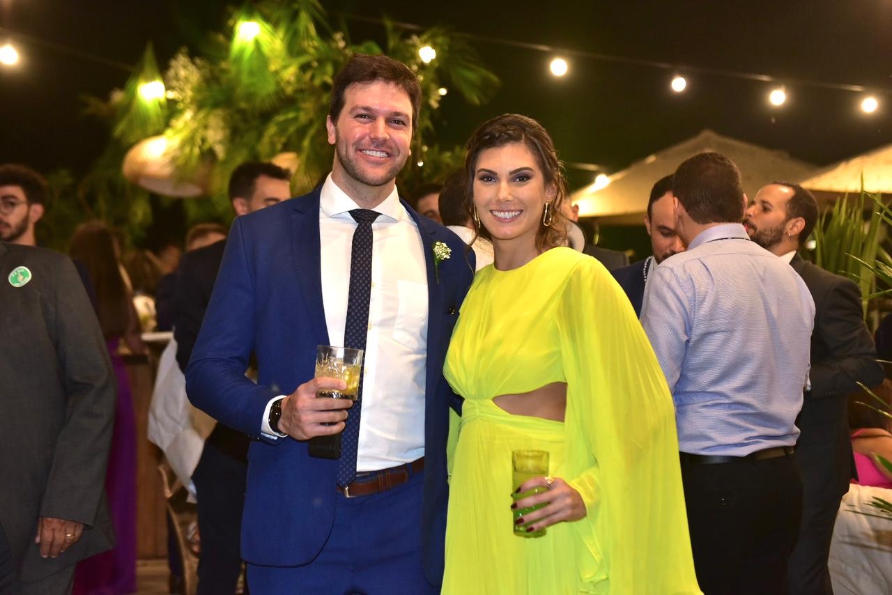 Rodrigo Mendonça e Fernanda Torres Cintra 