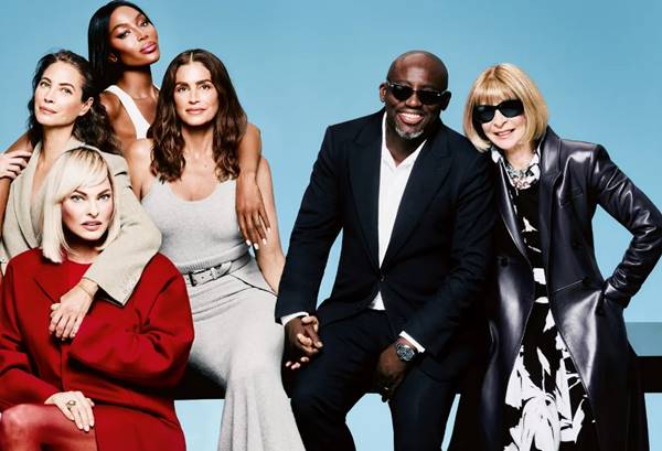 Naomi Campbell, Cindy Crawford, Linda Evangelista e Christy Turlington ao lado de Anna Wintour e Edward Enninful - Metrópoles