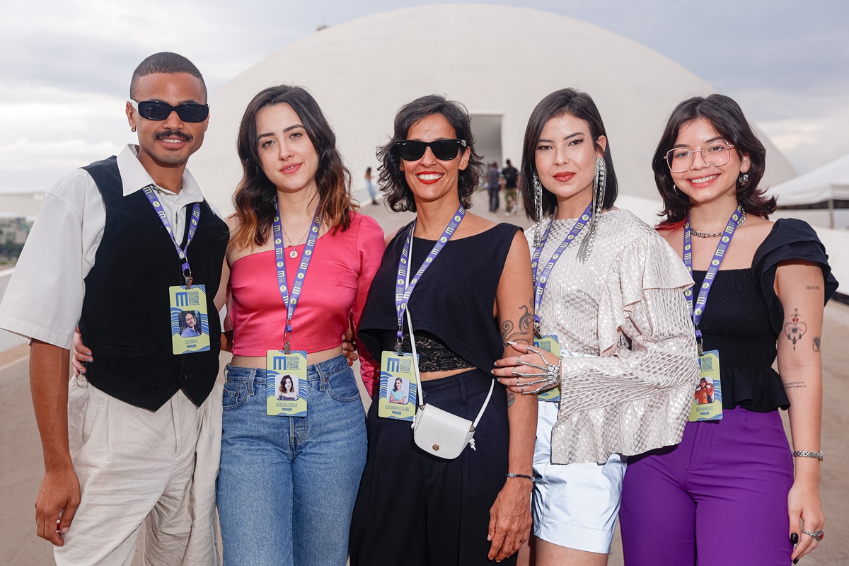 Luiz Maza, Rebeca Ligabue, Ilca Maria Estevão, Sabrina Pessoa e Júlia Marques