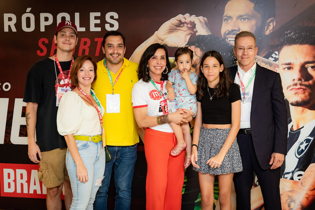 Marcelo Guth, Flávia Guth, Luiz Estevão de Oliveira, Cleucy Estevão, Laura Guth Estevão, Marita Estevão e Luiz Estevão