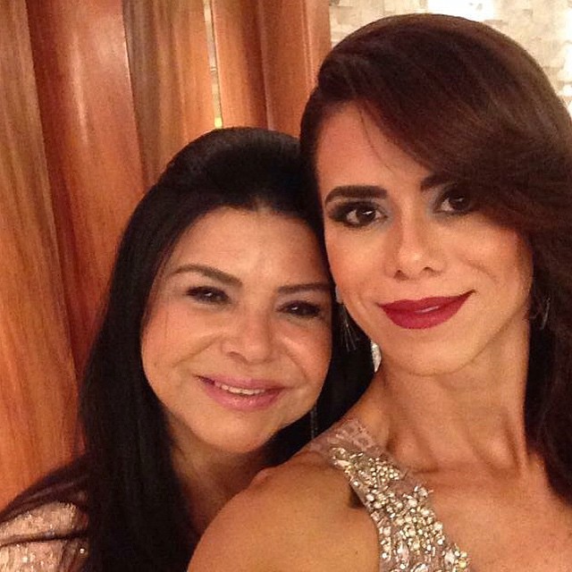 Nevinha com a filha Bárbara Piquet