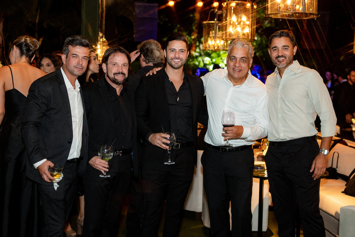 Bruno Pinto, André Braga, Julio Ayres, Paulo Araújo e Marlon Amaral