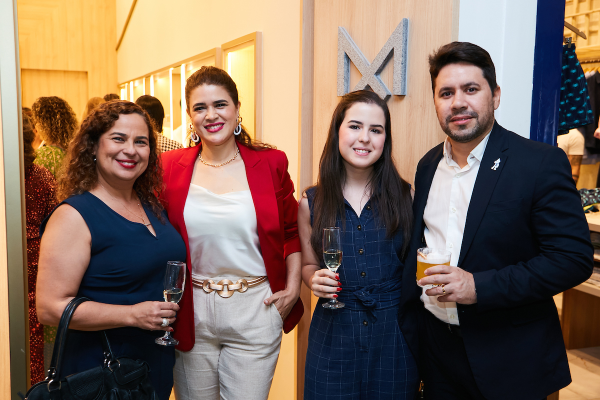 Eden Castro, Lucília Soares, Bruna Castro e Jefferson Albuquerque