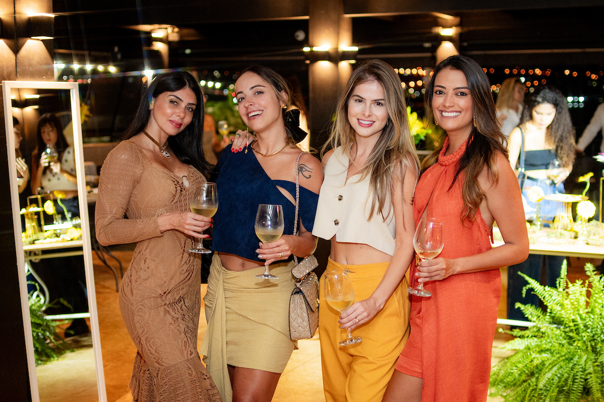 Gabriella Freire, Paula Hofstatter, Isabela Palmeira e Lígia Castro