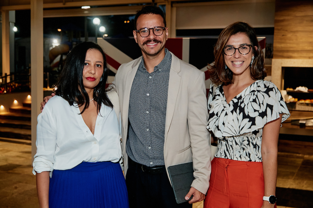 Carol Pires, Mario Caké e Marina Dias