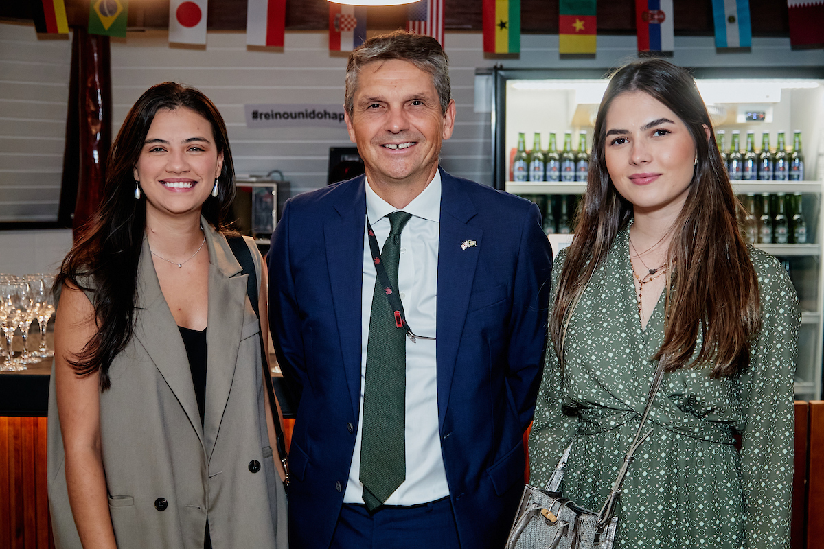 Ana Flávia Castro, Richard Ridout e Rafaela Amaral