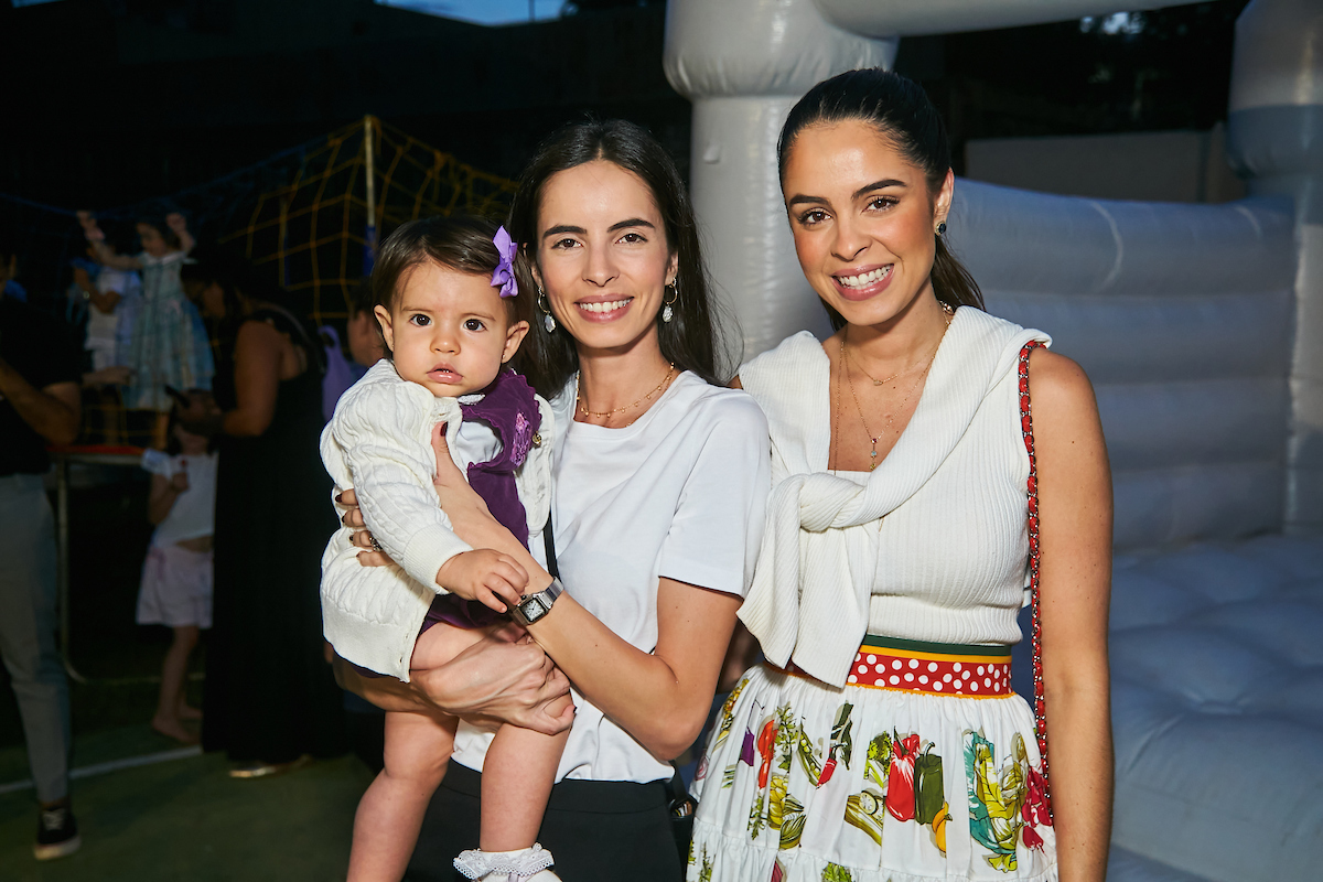 Tatiana Valença e Maria Helena com Carol Valença