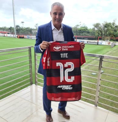 Imagem colorida de Tite no Ninho do Urubu pela primeira vez- Metrópoles