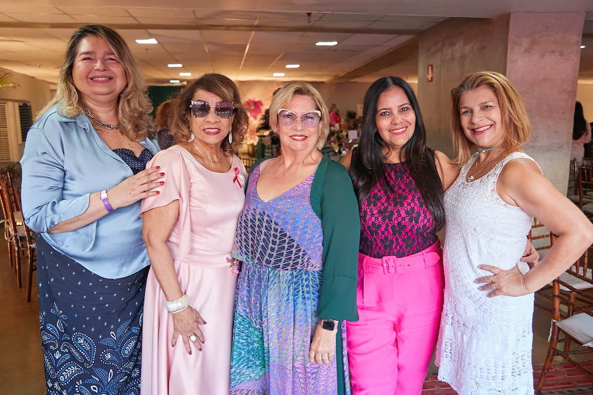 Ana Pires, Lurdinha Fernandes, Lizete Vilanova, Rosângela Fonseca e Isabel Almeida