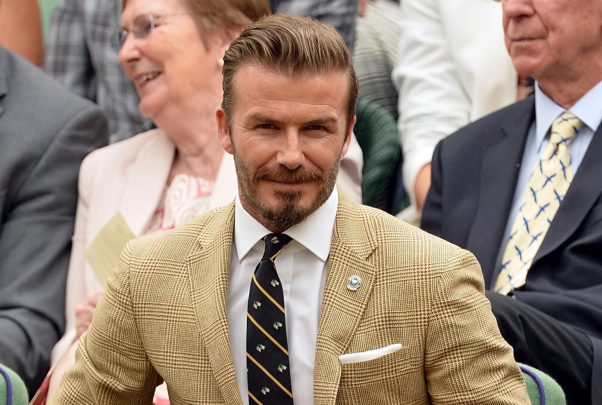 David Beckham erra corte de cabelo e fica com “buraco” na cabeça. Veja