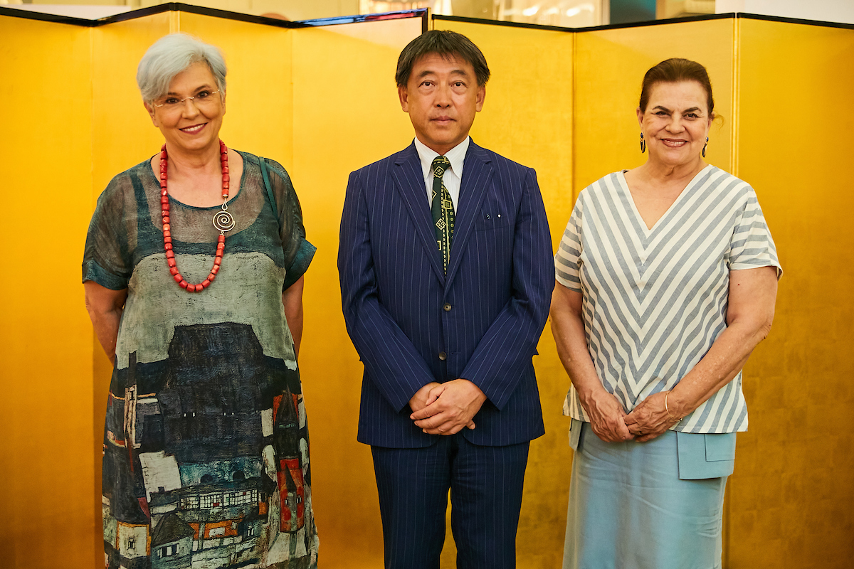 Lilia Souto, o Ministro da embaixada do Japão Shuichiti Takano e Zilá da Costa Raymundo