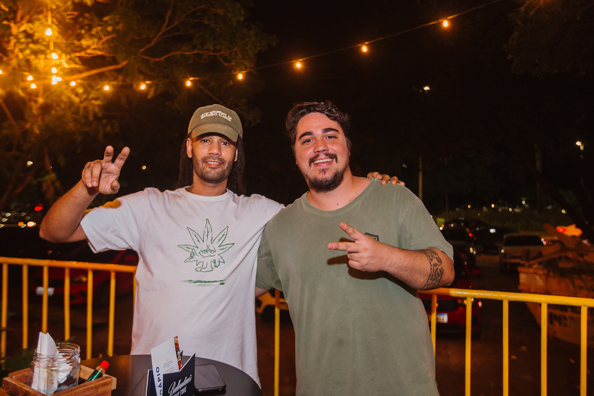 João Ernesto e Matheus Camargo