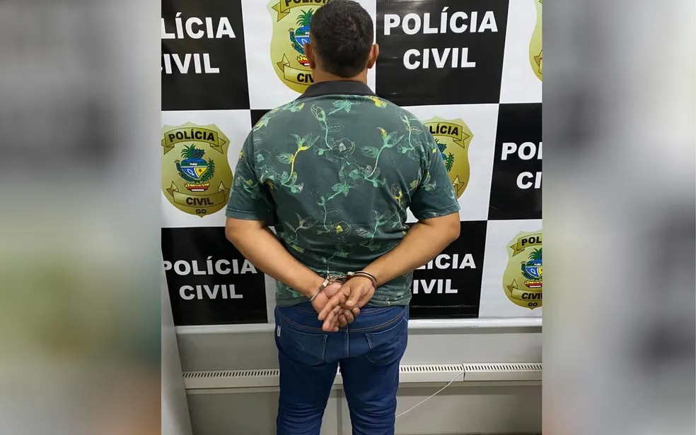 Após Criança Mandar Vídeos Eróticos No Celular Da Avó Homem é Preso