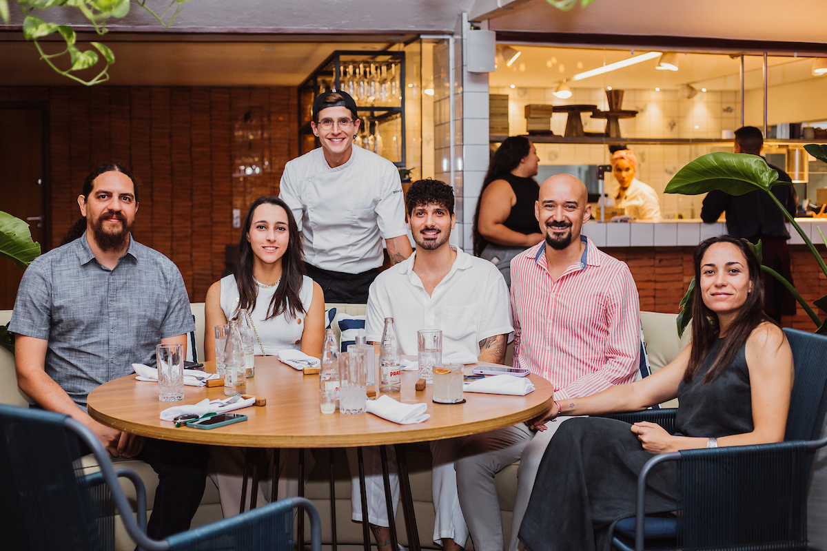 Emmanuel Joanitti, Luiza Estevão, André Rochadel, Junior Gontijo, Max Cajé e Ana Victoria Neddermeyer