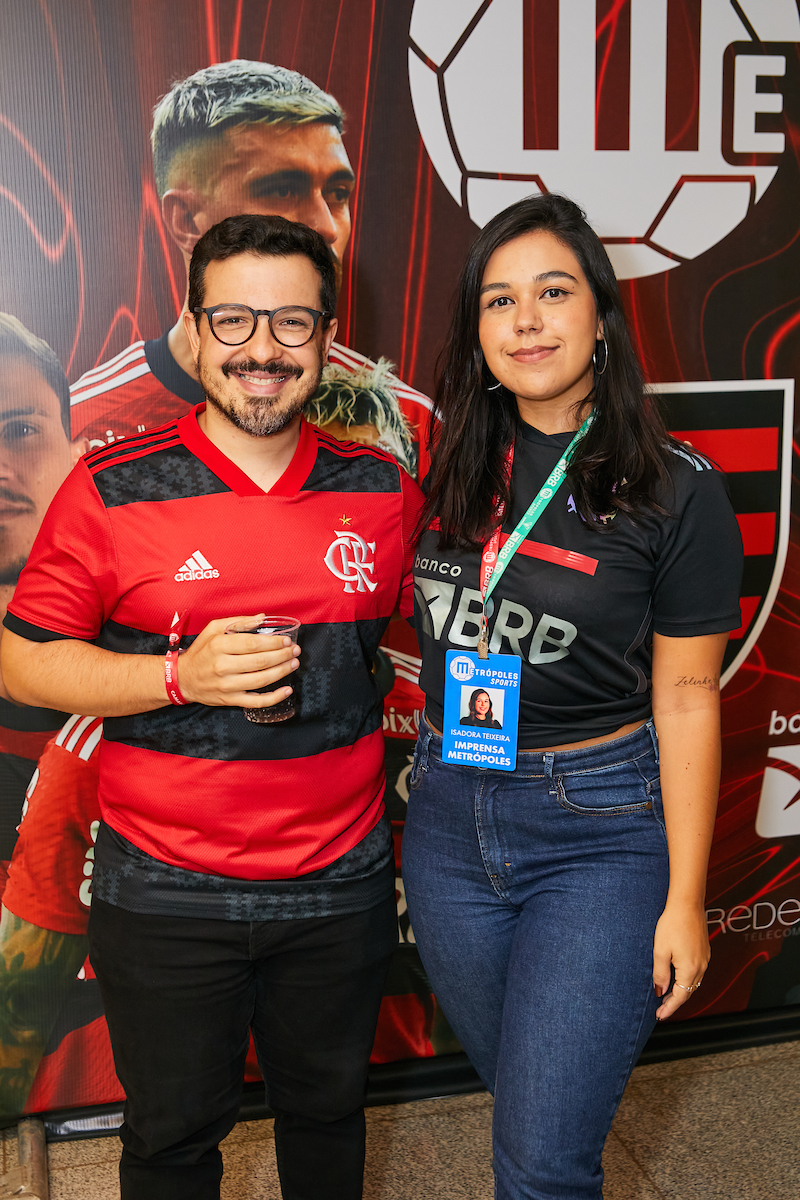 Guilherme Amado e Isadora Teixeira