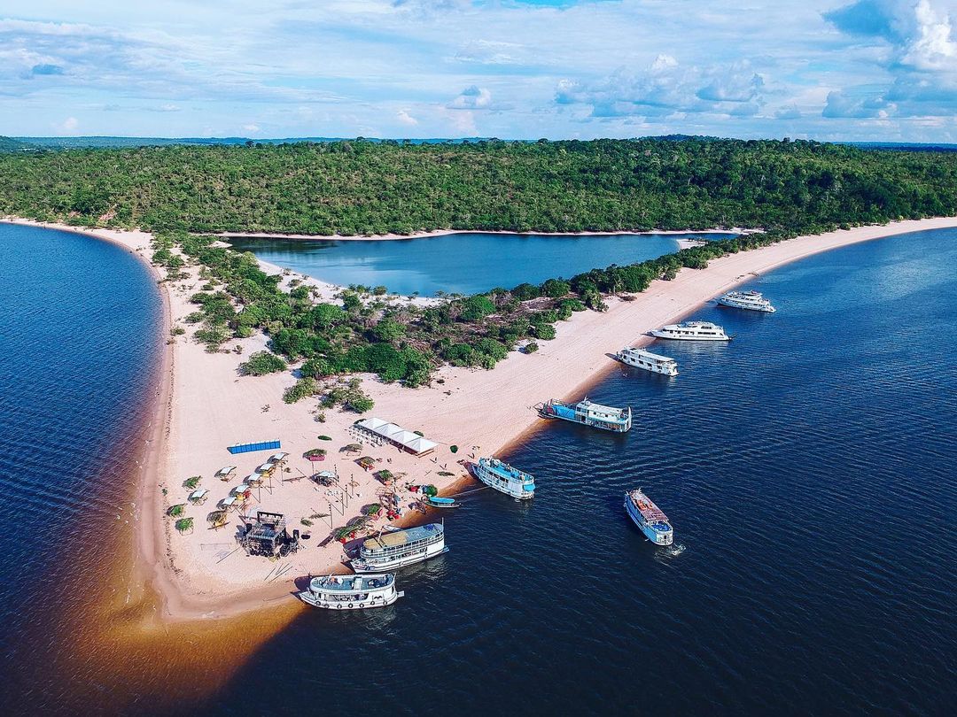 Visão de cima da ilha de Alter do Chão, no Pará - Metrópoles