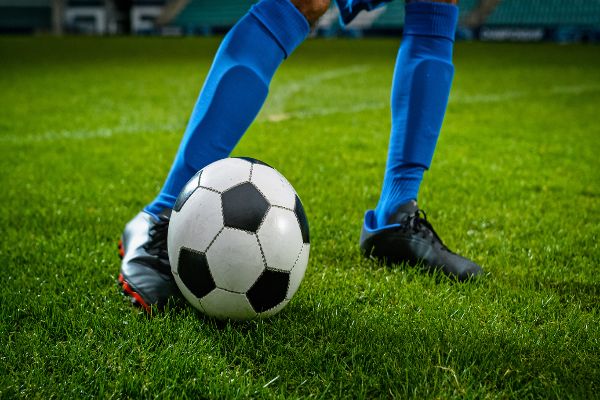 Apostar em futebol com o código bônus Superbet