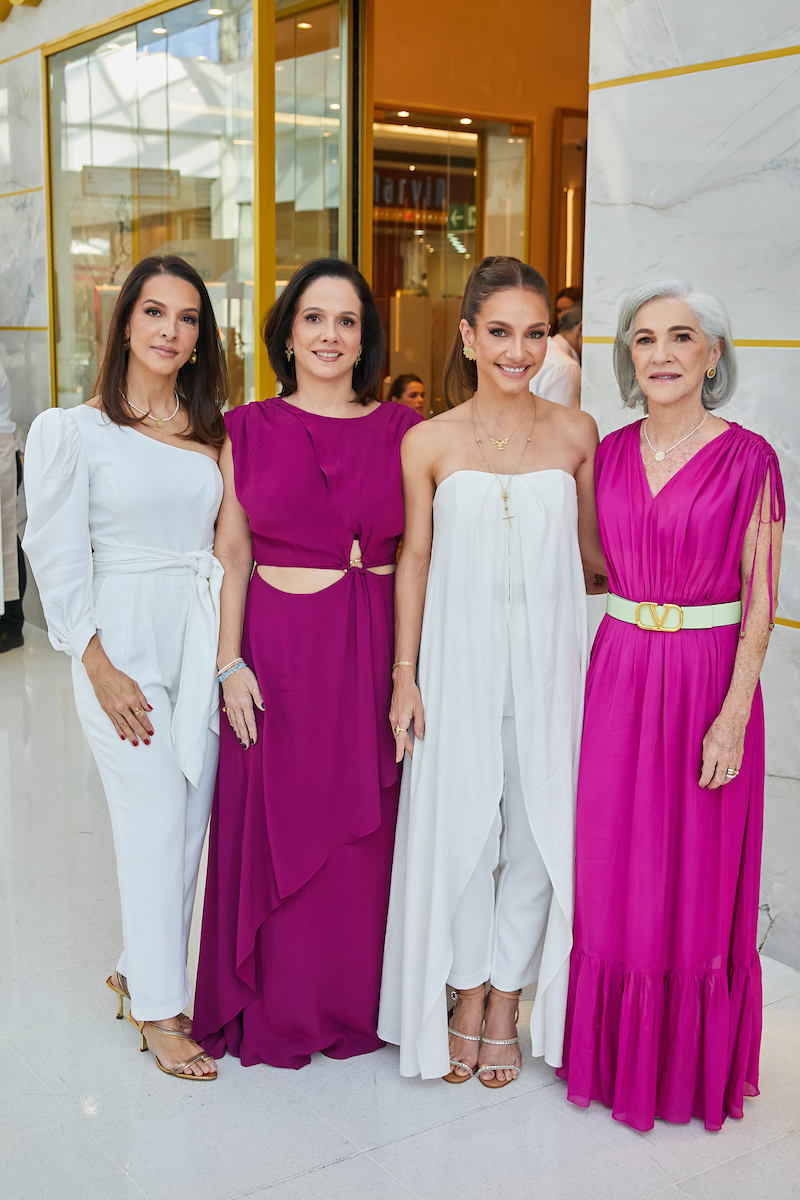 Cecília, Leticia, Cris e Ana Luísa Lemos