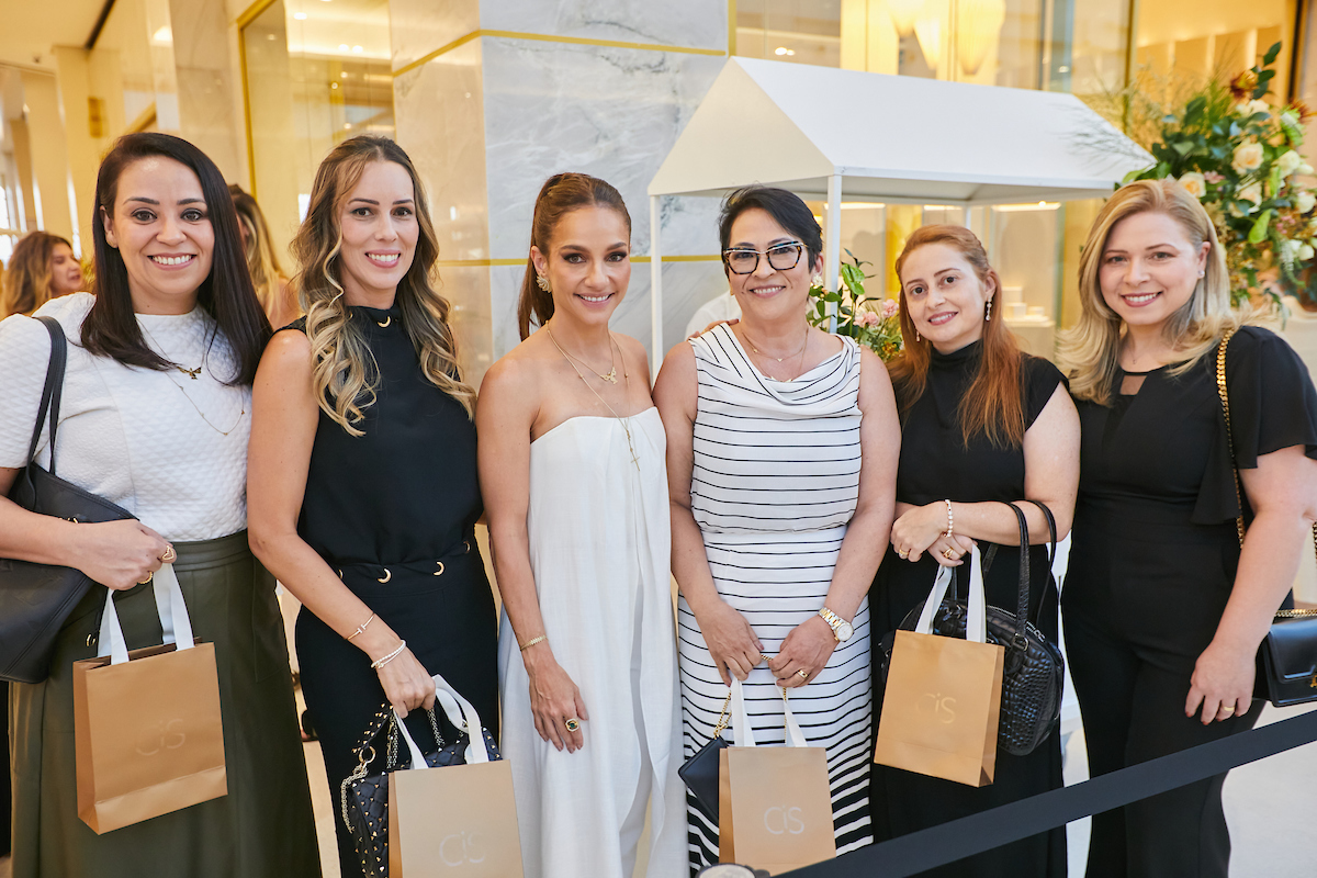 Ana Rita Silvia, Rafaella Tavares, Cris Lemos, Shirley Abramo, Denise Pedroso e Sônia Ribeiro