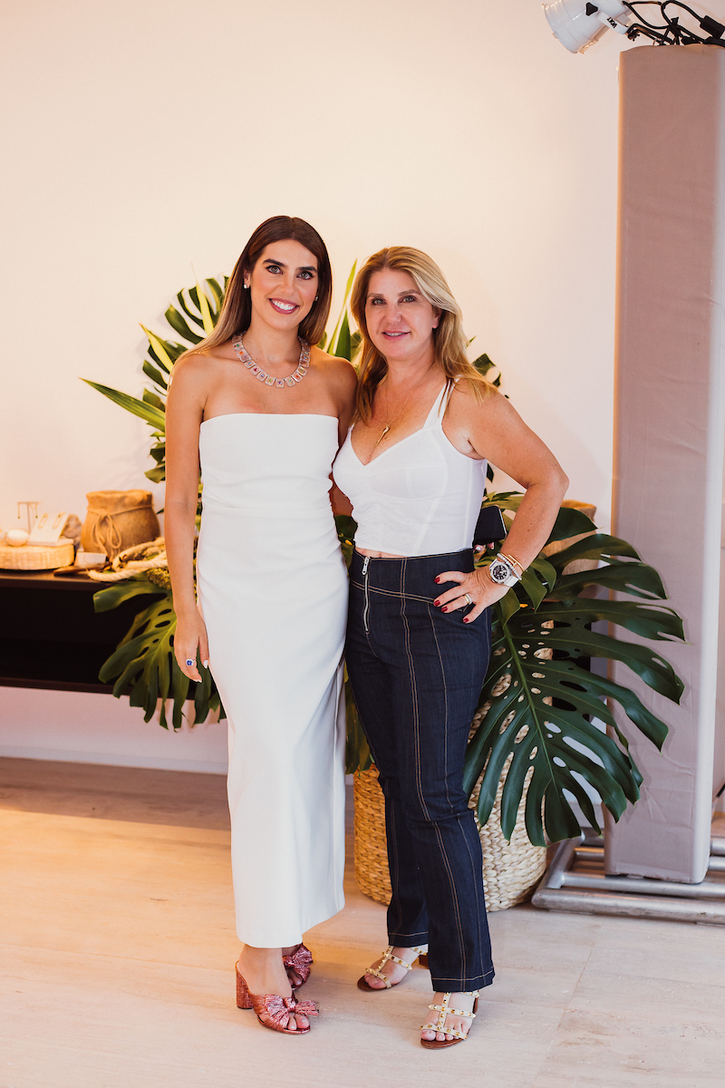 Valéria Bittar com a mãe, Claudia Bittar