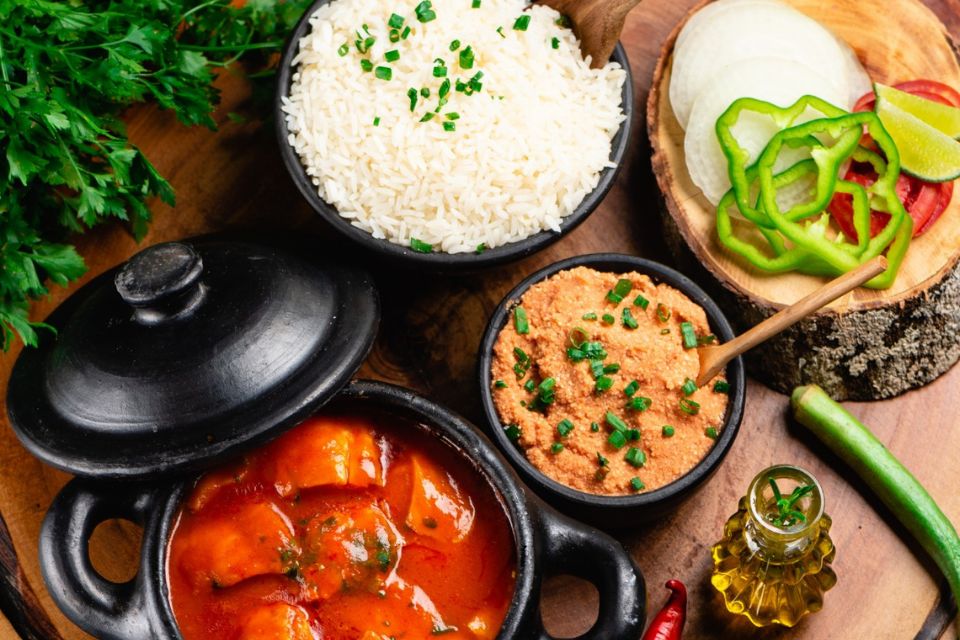 Foto colorida de várias comidas - Metrópoles