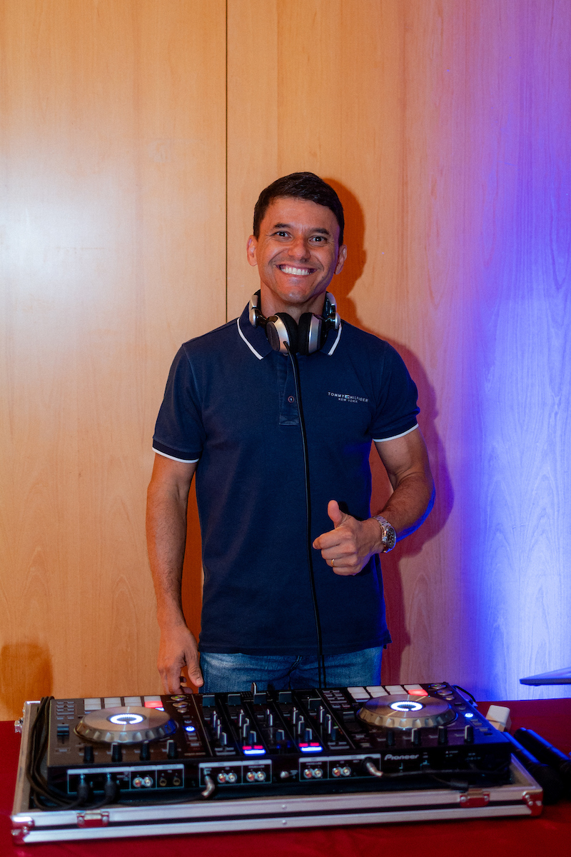 DJ Alexandre Queiroz