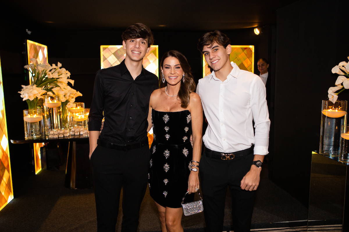 Rafael Estrela, Juliana Estrela e Lucas Carvalho