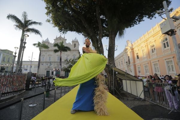 modelo no afro fashion day - metrópoles