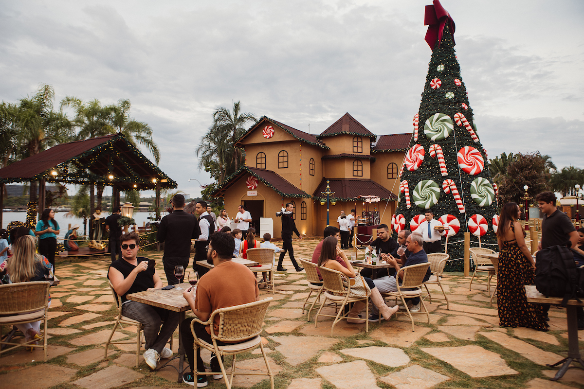 Convidados conferem o lançamento do Doce Natal do Pontão do Lago Sul