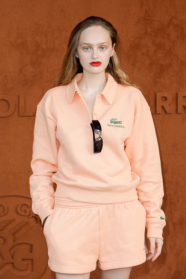 French Open peach fuzz pantone - metrópoles