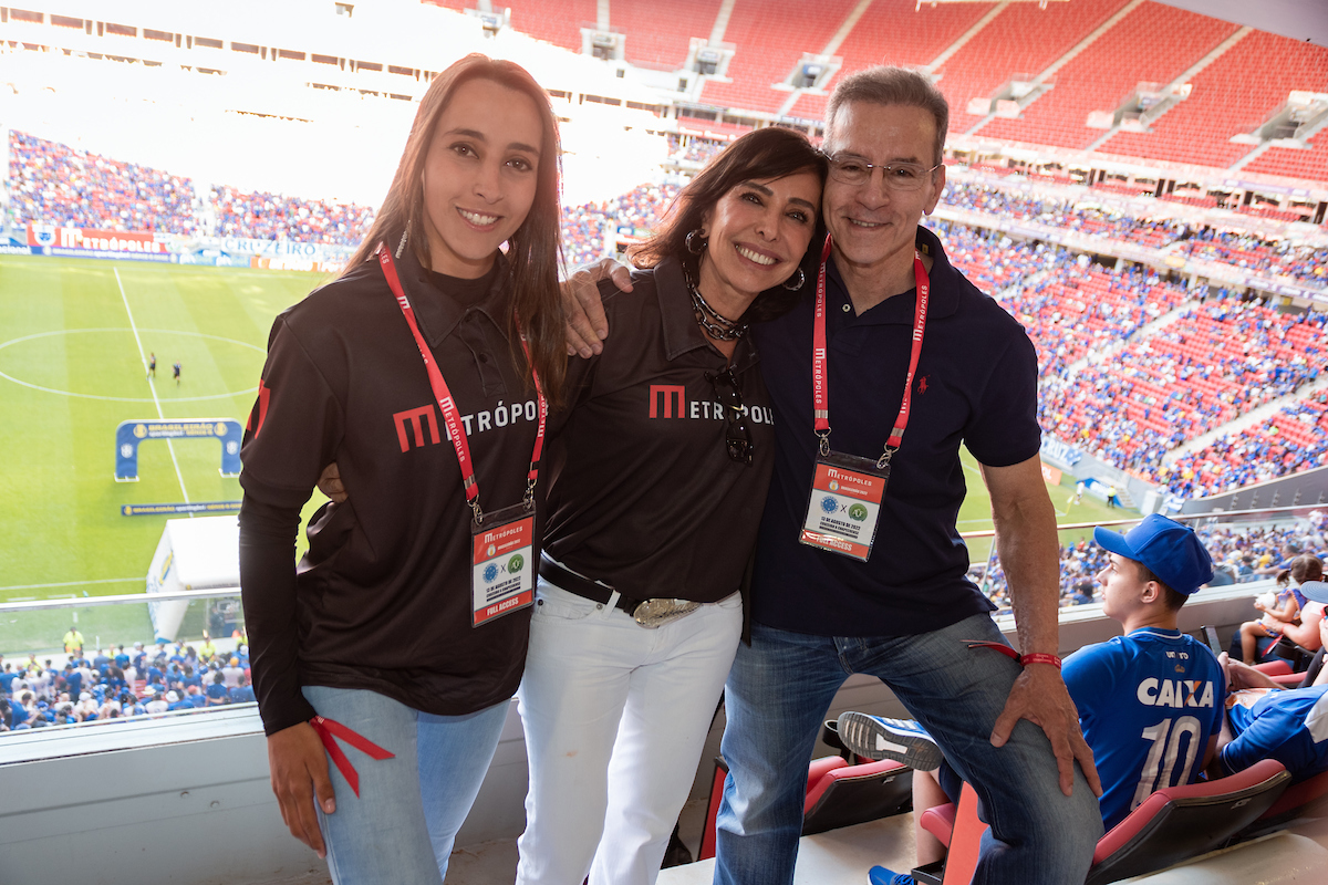 Luiza com os pais, Cleucy e Luiz Estevão