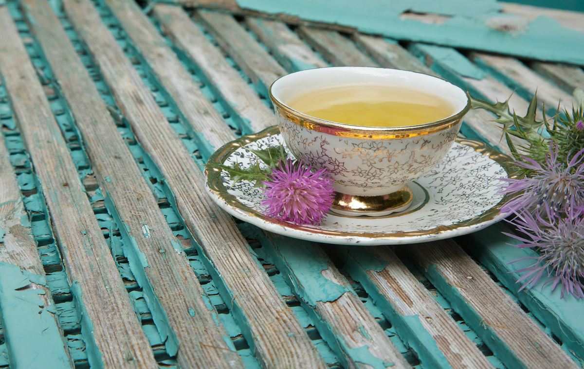 Milk thistle tea