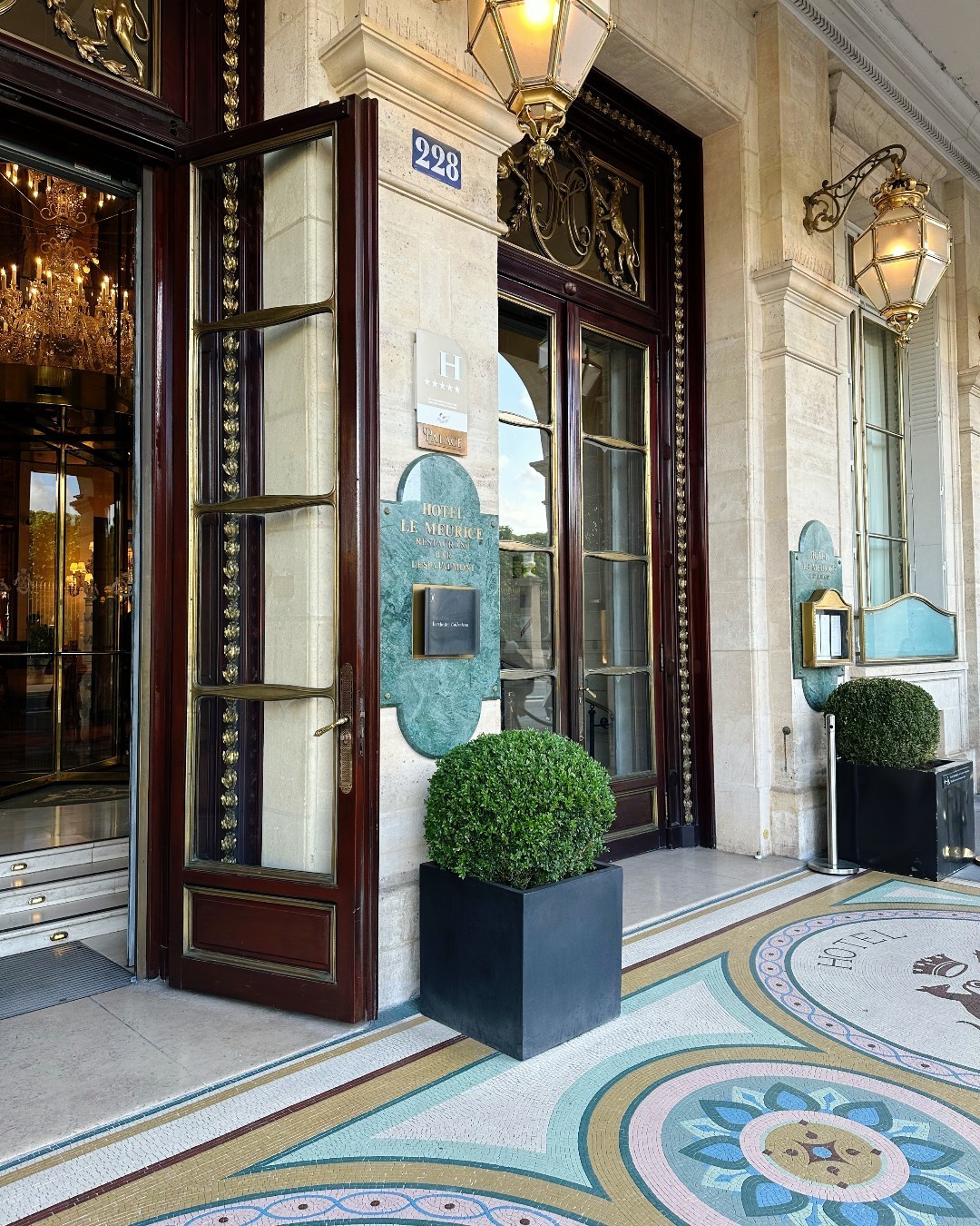 Entrada do Hôtel Le Meurice