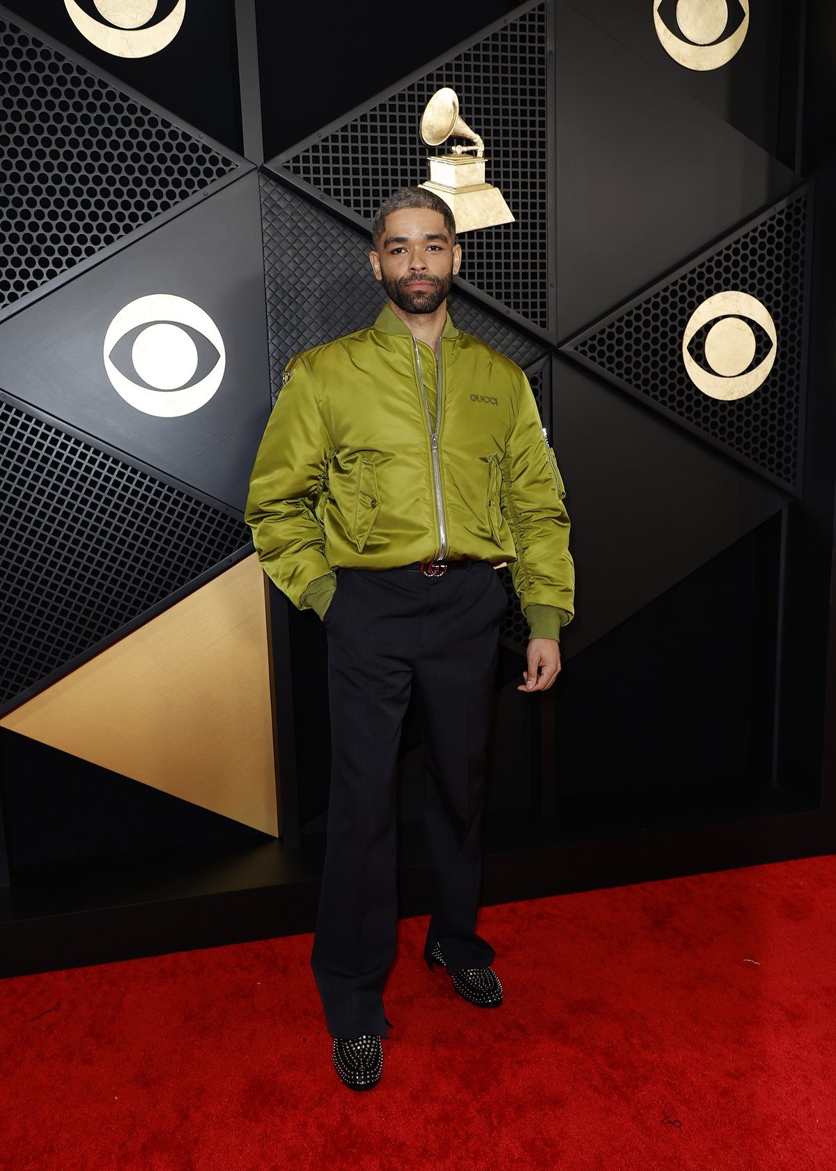 Kingsley Ben-Adir 66th GRAMMY Awards - metrópoles