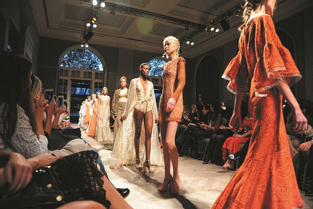 Desfile de moda - Metrópoles