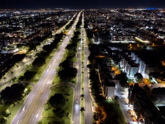 Fotografia colorida dos Eixos L e W-Metrópoles