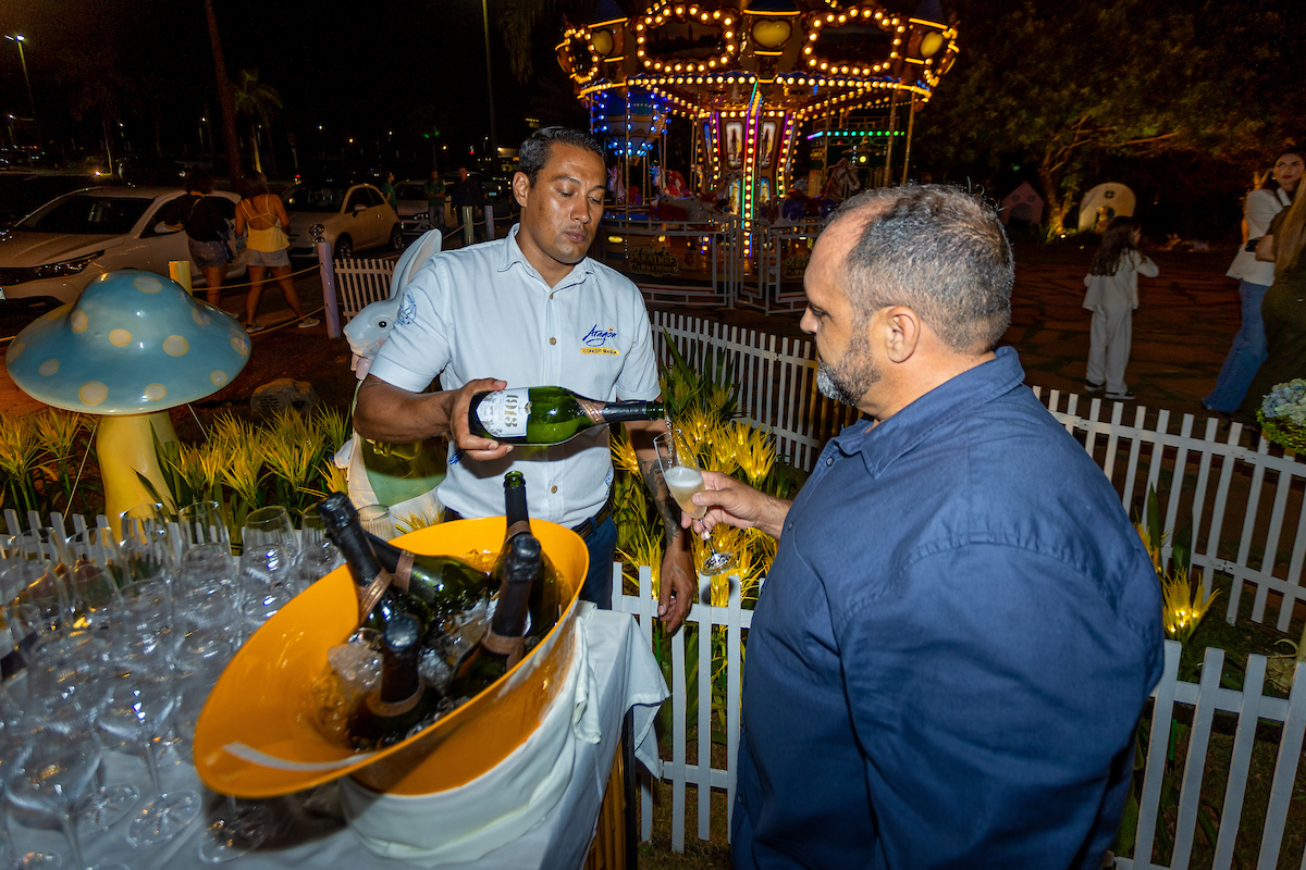 Espumantes e vinhos servidos pelo restaurante Aragon