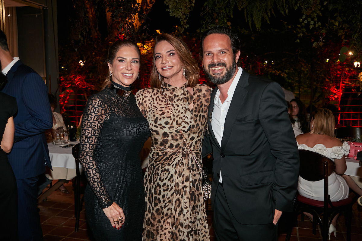 Juliana Sabino, Isabella Carpaneda e João Carneiro