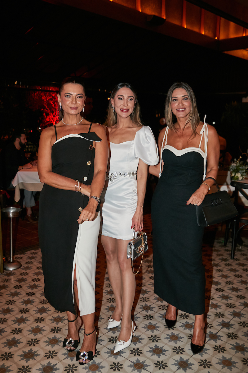 Tati Mauriz, Mariana Correa e Karine Lima